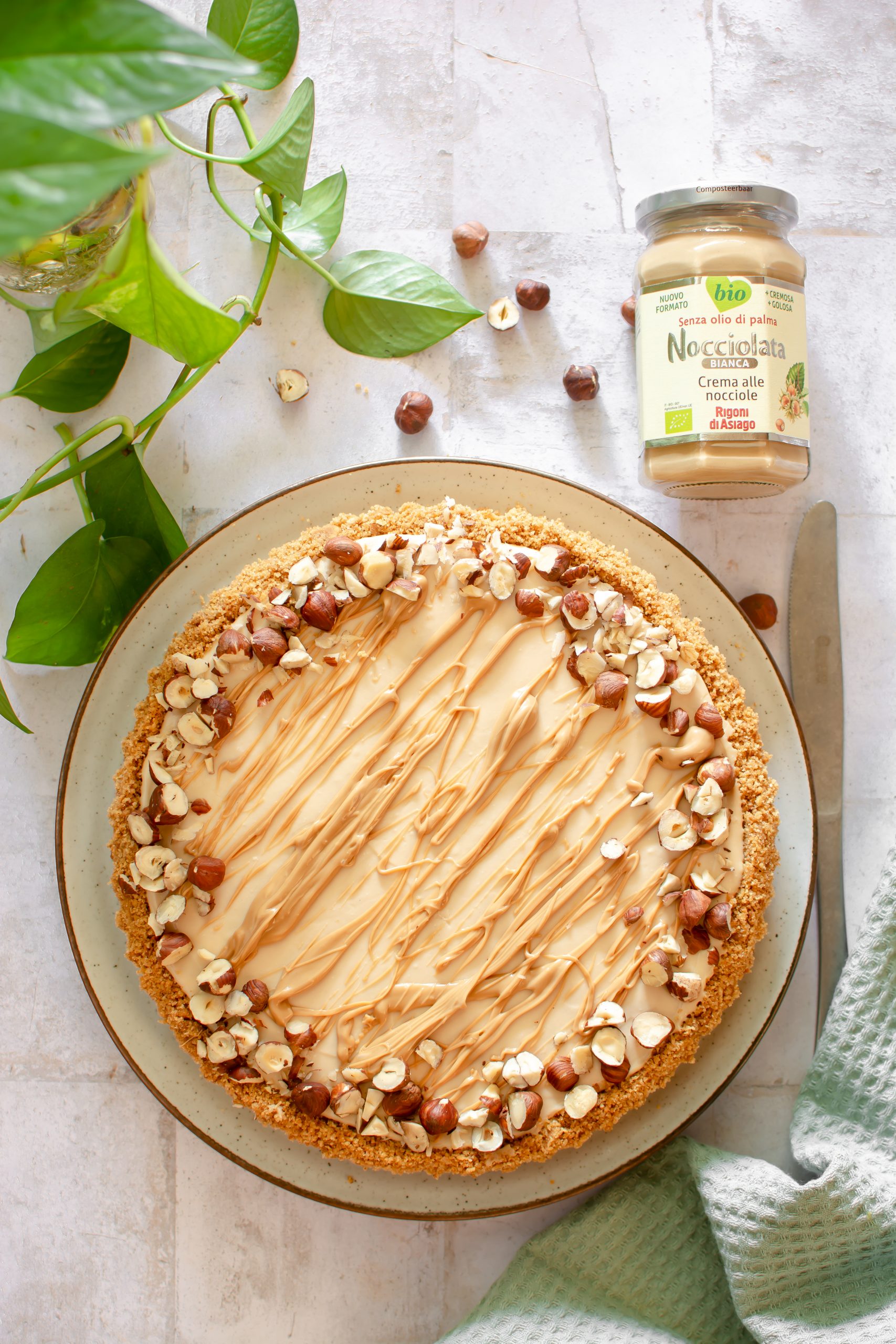 Crostata senza cottura con crema fredda nocciolata