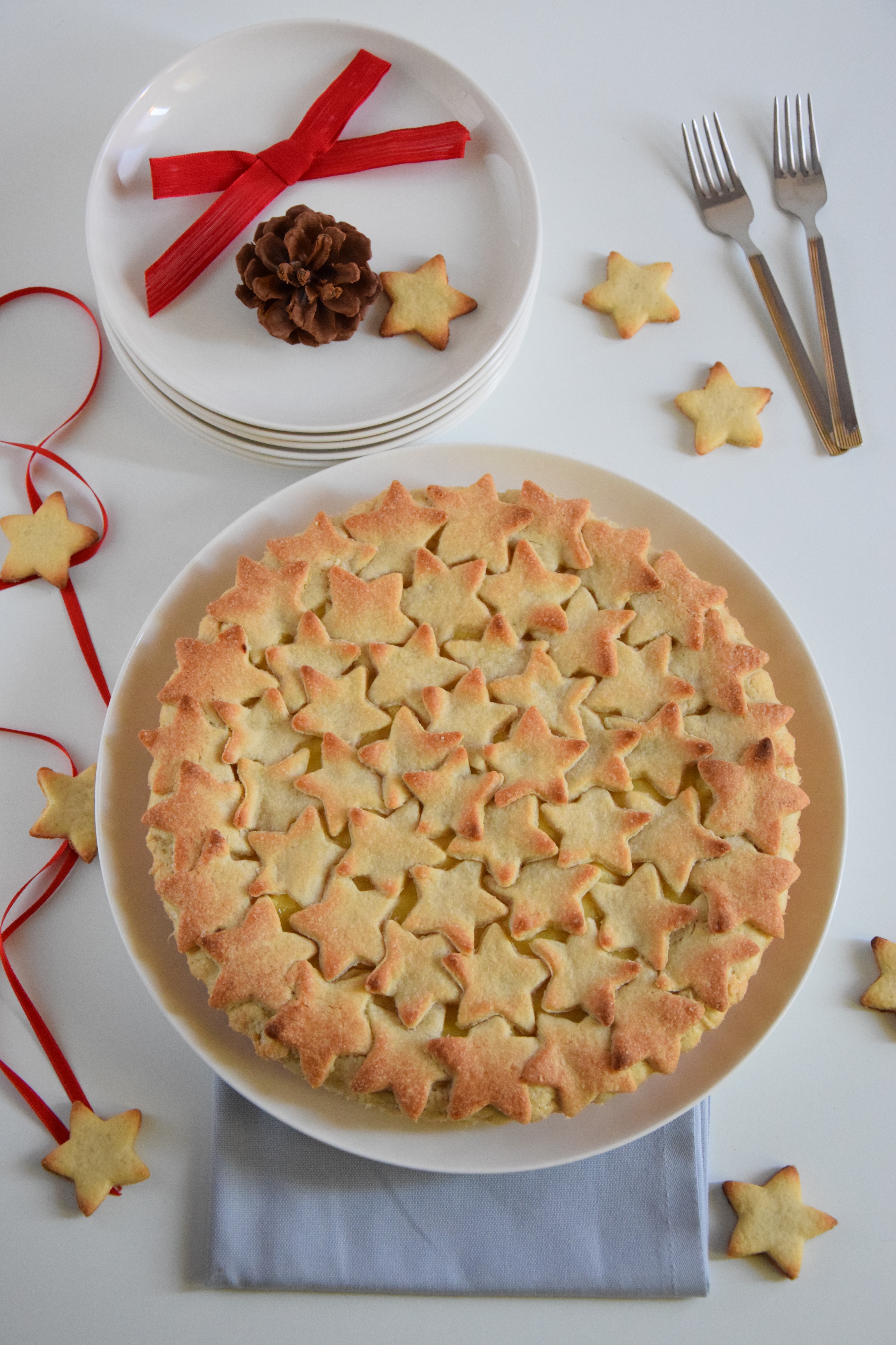 Crostata stellare alle mele e cannella
