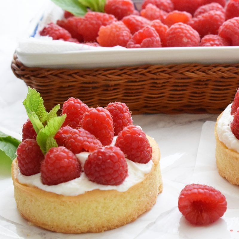 Crostatine alla ricotta e lamponi