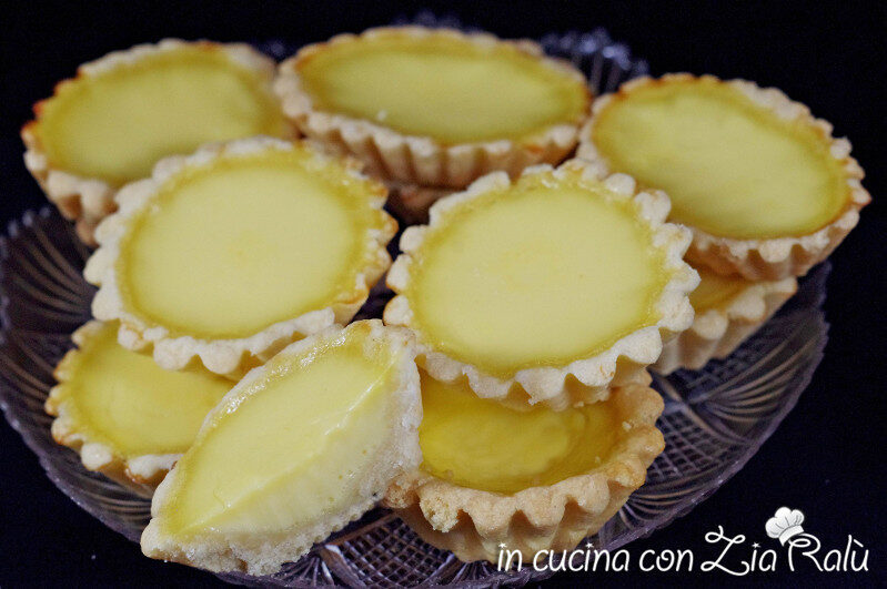 Crostatine dolci alla crema veloci