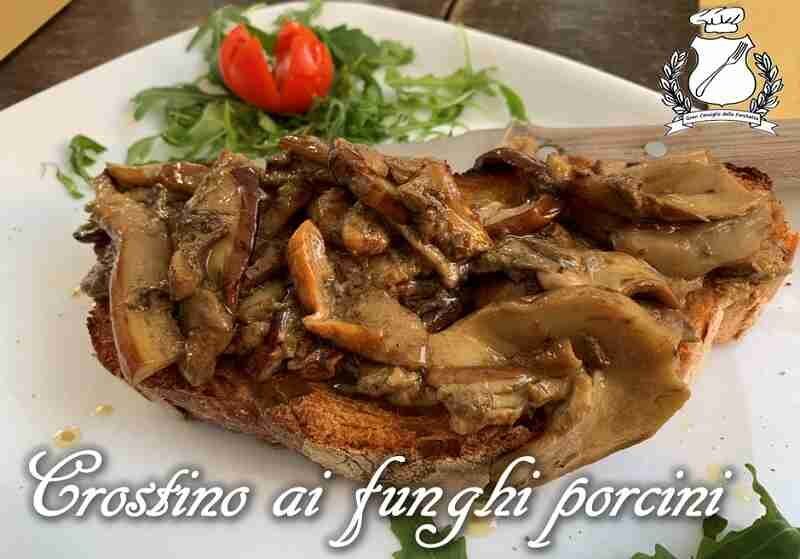 Crostini ai funghi