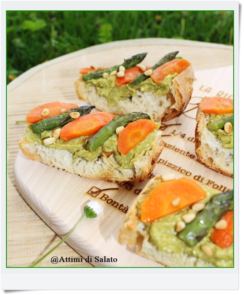 Crostini al pesto di asparagi