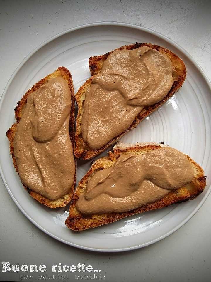 Crostini di fegatini toscani