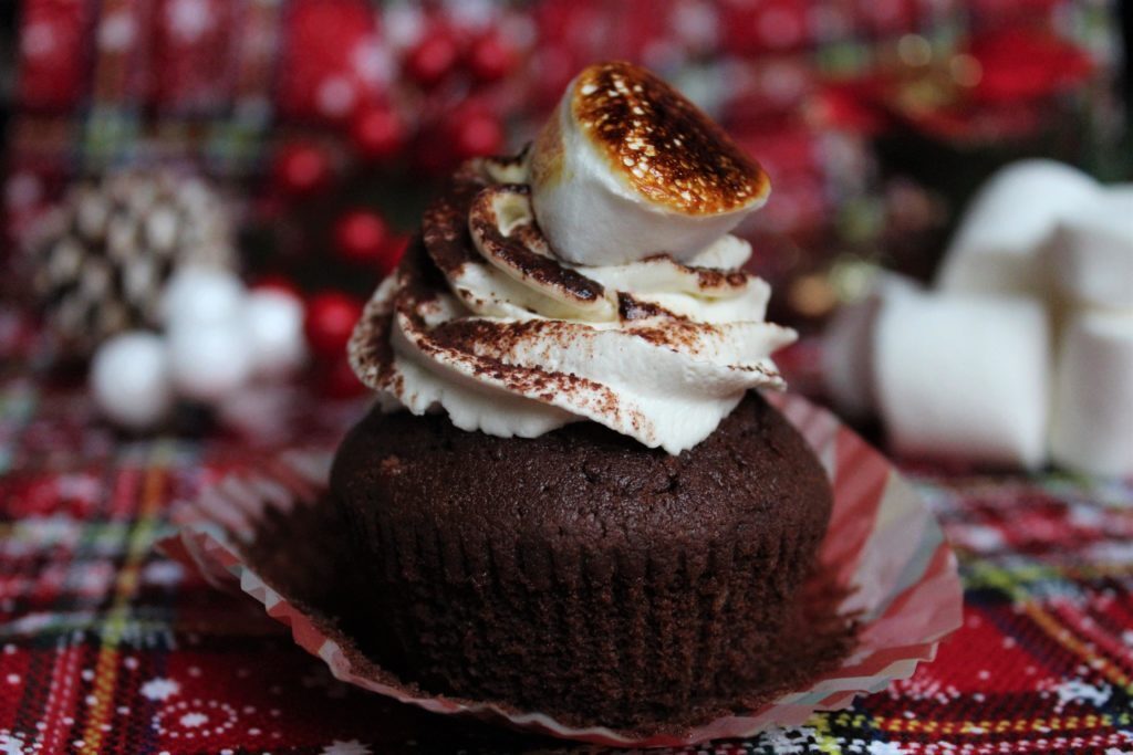 Cupcake alla cioccolata calda: gli hot chocolate cupcake