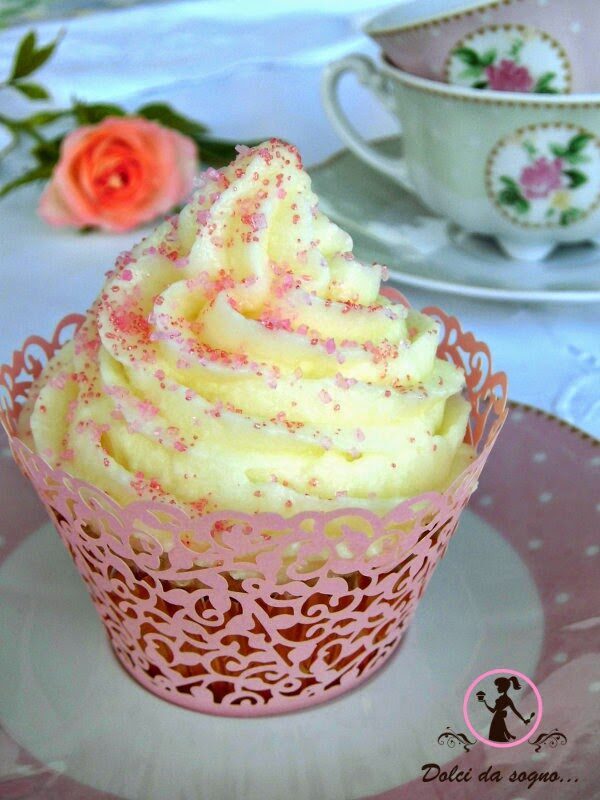 Cupcake alla vaniglia con crema al burro