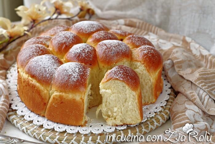 Danubio dolce di pan brioche senza lattosio