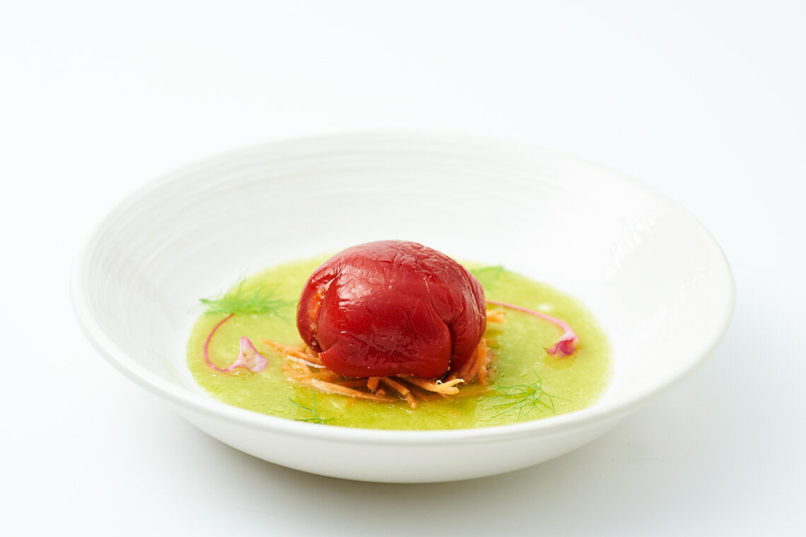 Eclissi di luna – couscous mediteraneo con peperone, prugne e coulis di cetriolo