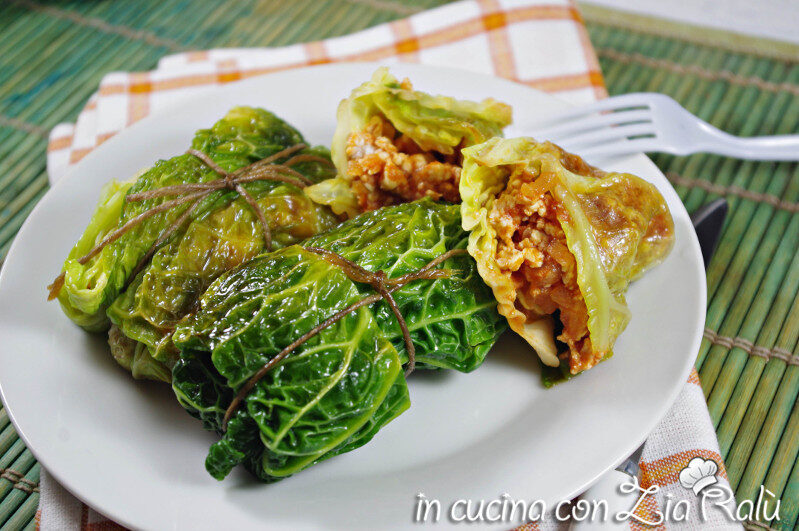 Fagottini di verza al pollo