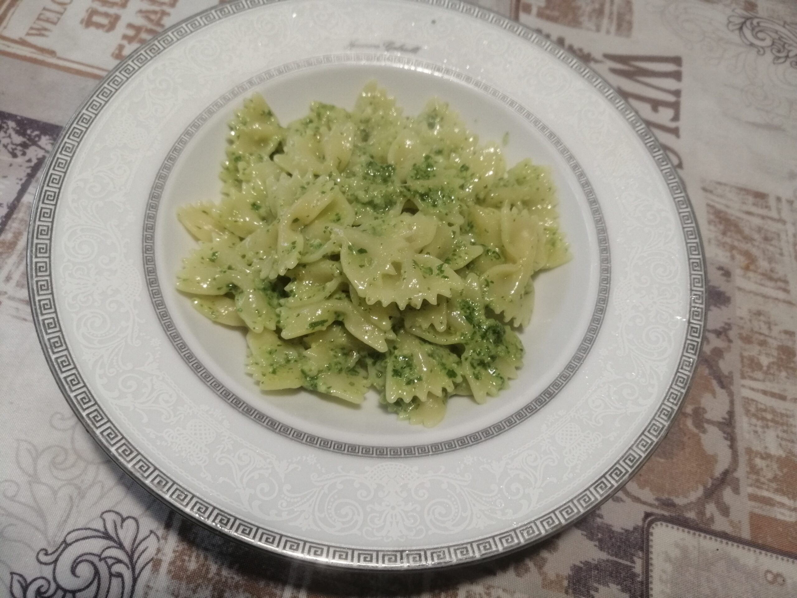 Farfalle al pesto di rucola