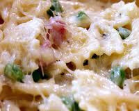 Farfalle con prosciutto e piselli