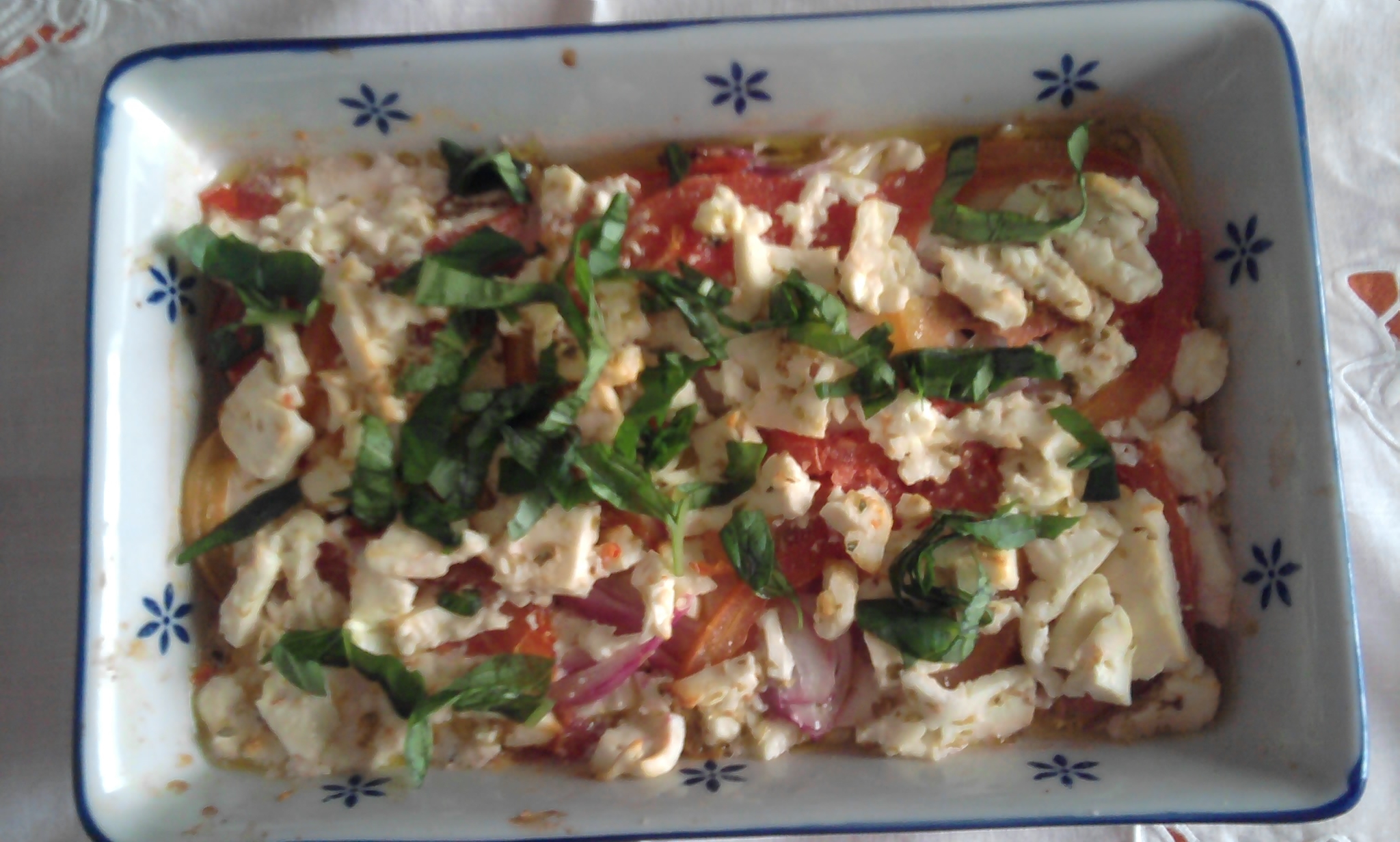 Feta con pomodori e cipolla-noi due in cucina
