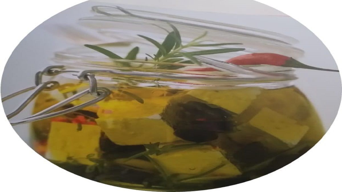 Feta piccante in vasetto