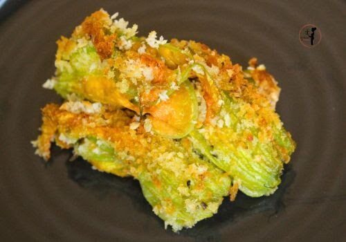 Fiori di zucchine croccanti e  ripieni in friggitrice ad aria