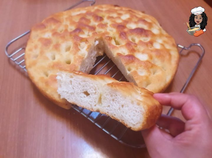Focaccia con fiocchi di patate (preparato per purè)