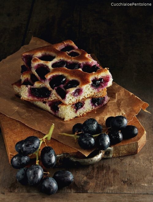 Focaccia con l’uva, forse eretica forse no