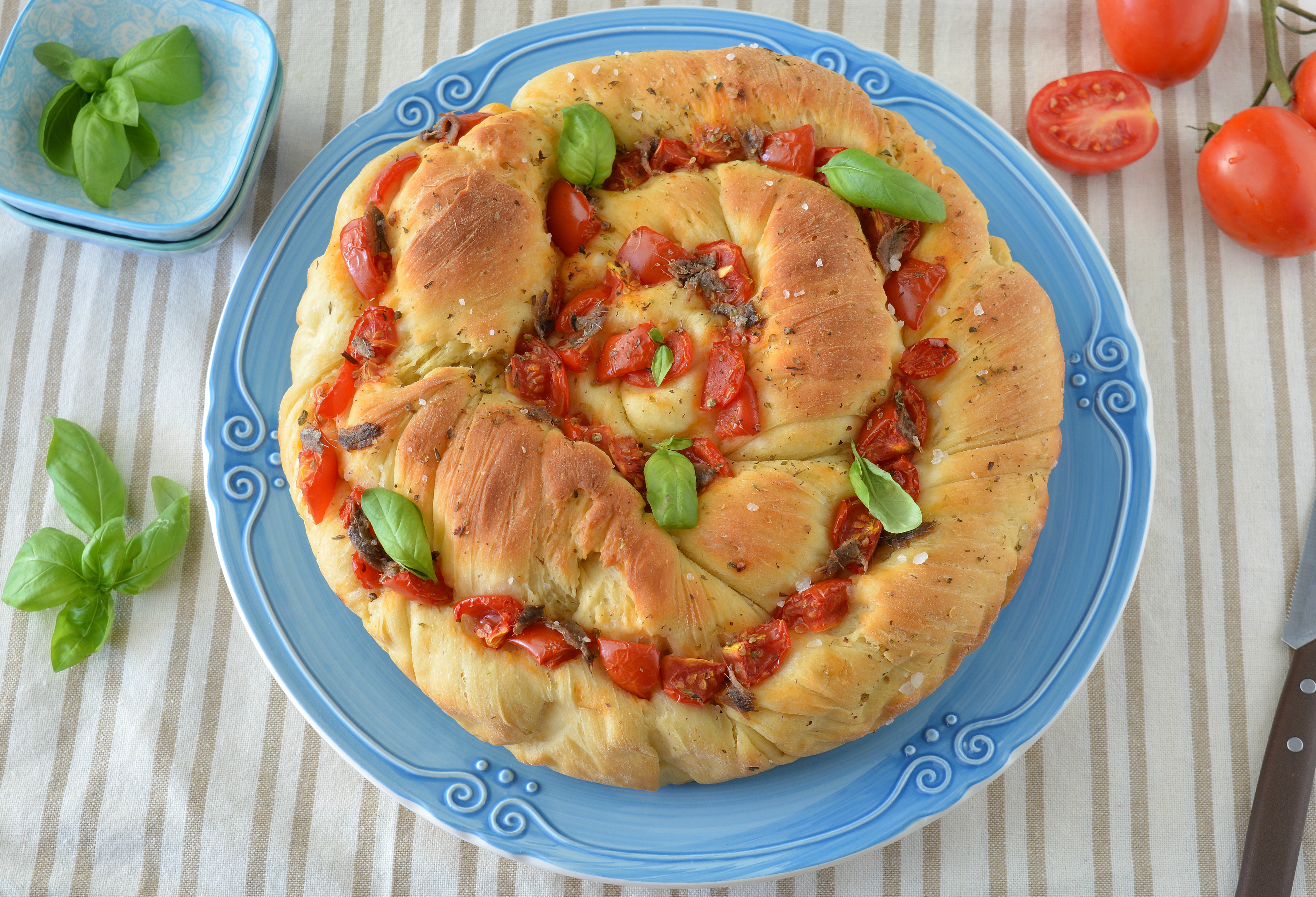 Focaccia contorta