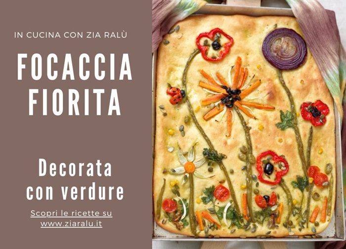 Focaccia fiorita decorata con verdure
