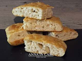 Focaccia o pizza alta senza impasto – ricetta passo passo
