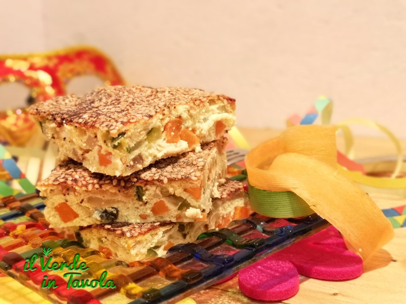 Frittata arlecchino al microonde con carote, zucchine e pera la ricetta