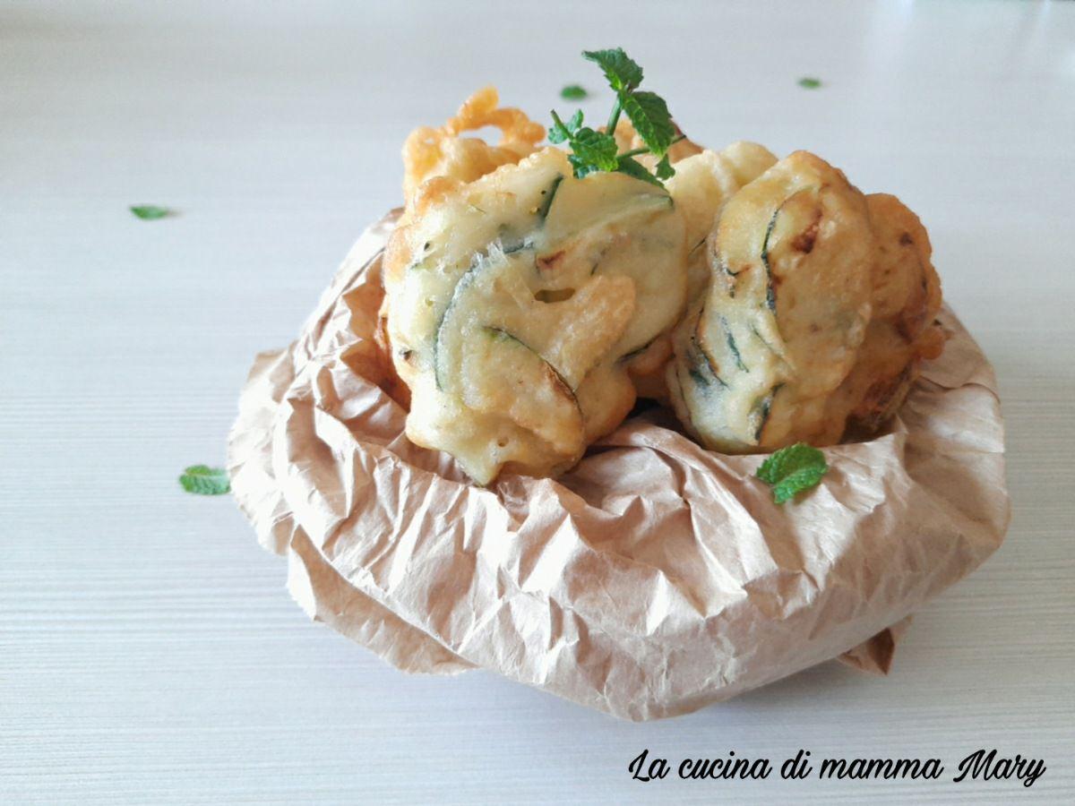Frittelle di zucchine alla menta – ricetta calabrese