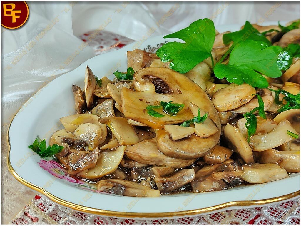 Funghi trifolati in padella