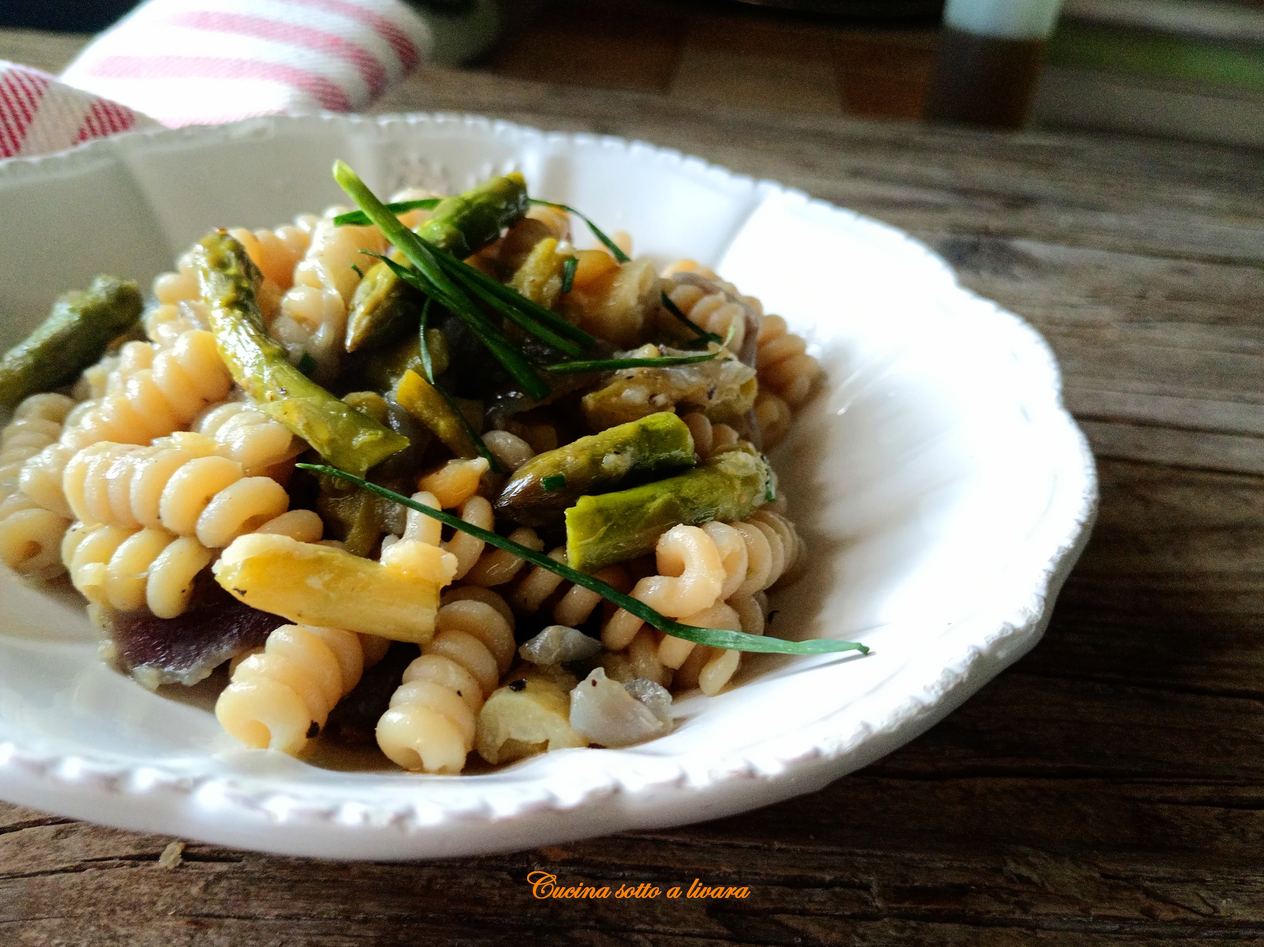 Fusilli al macco di fave e asparagi