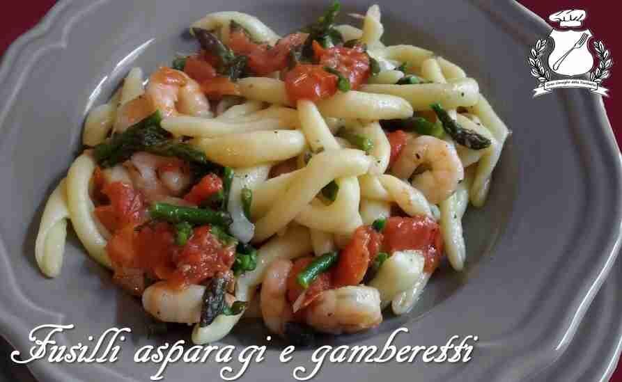 Fusilli asparagi e gamberetti