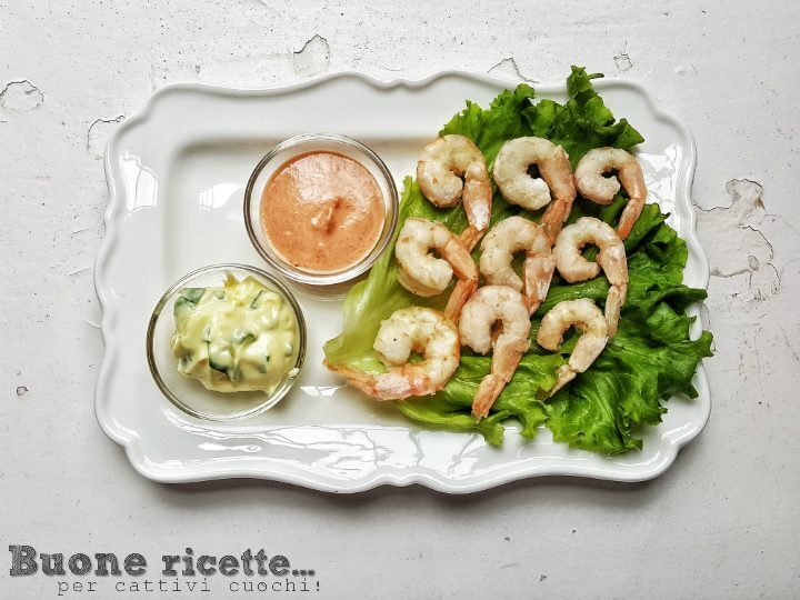 Gamberi al vapore con tris di salse