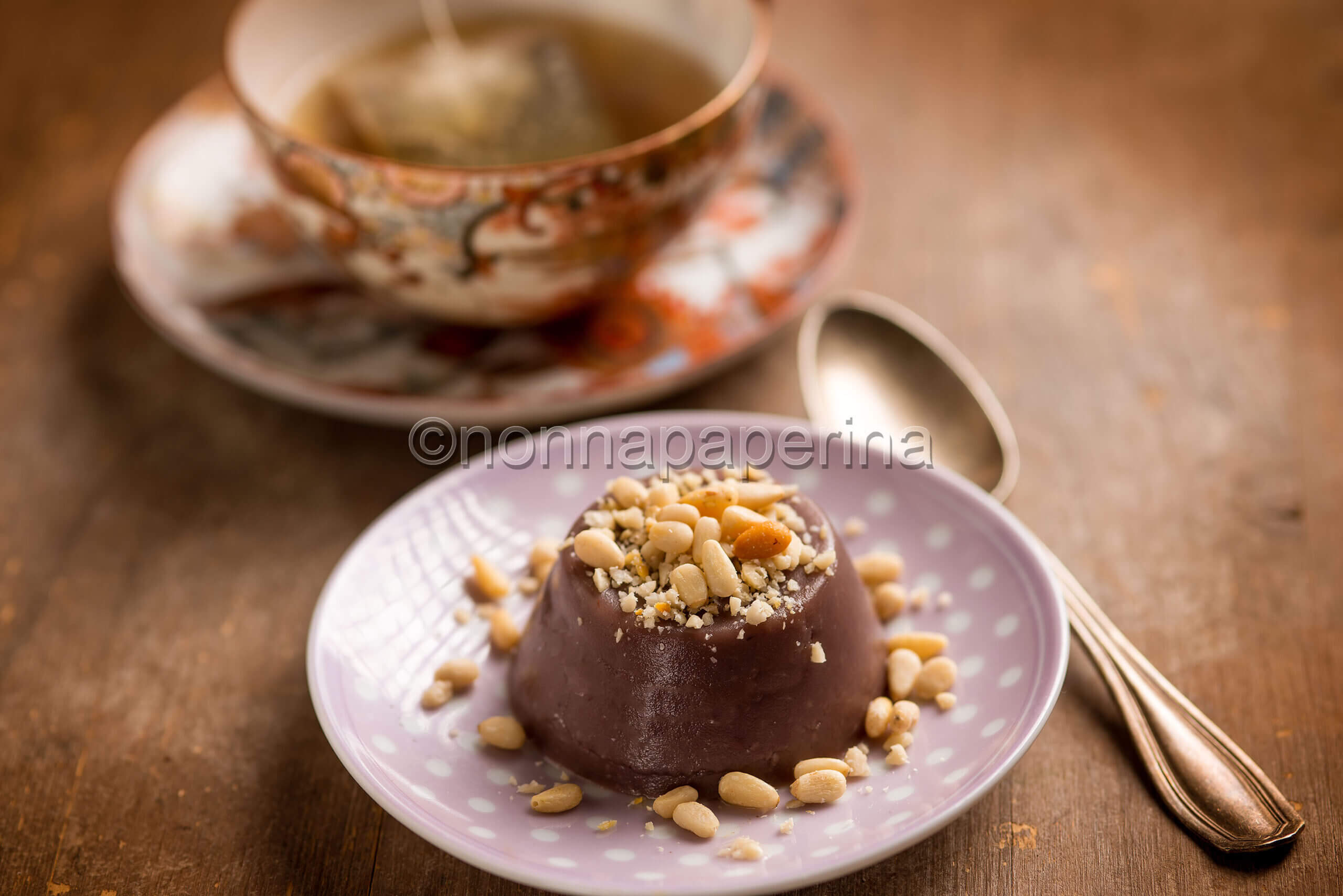 Gelatina di azuki rossi, un dolce a base di legumi