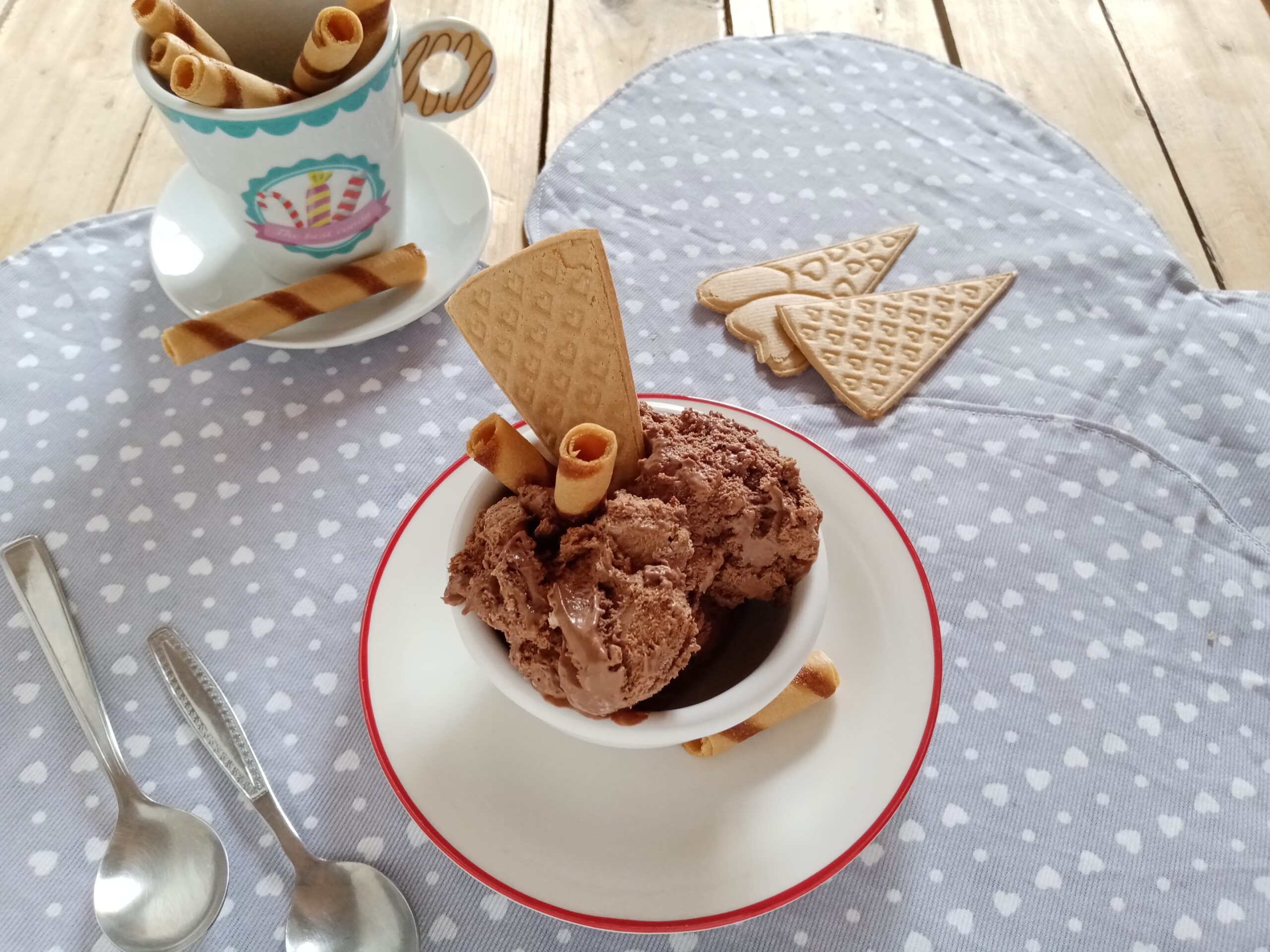 Gelato al cioccolato senza gelatiera