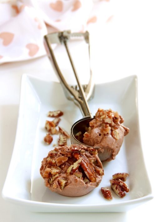 Gelato furbo alla nocciolata e croccante salato di noci pecan