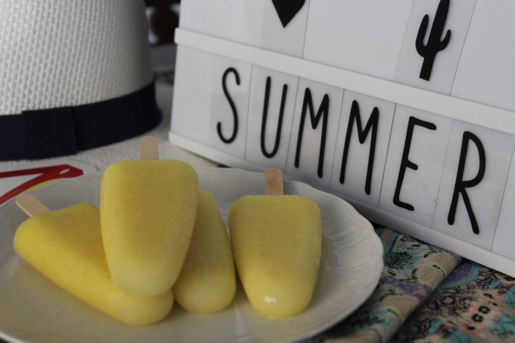 Ghiaccioli all’ananas e lime