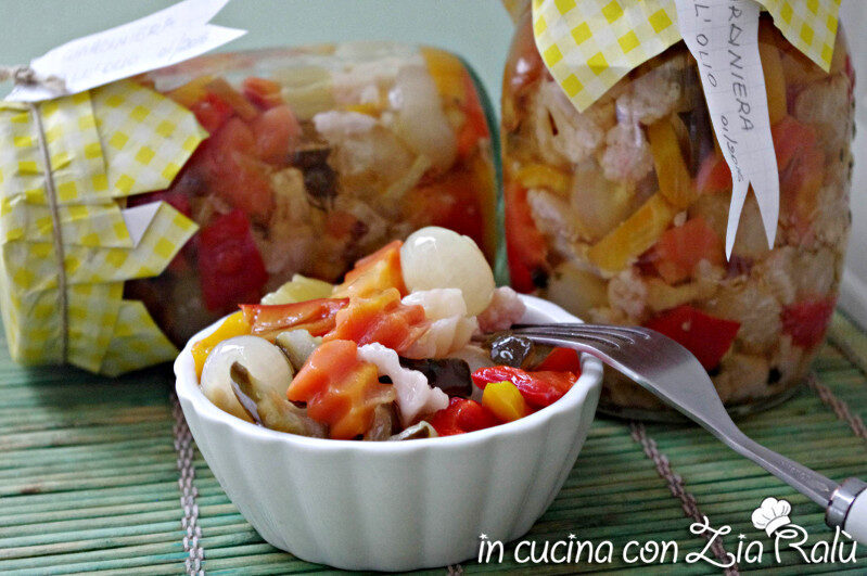 Giardiniera di verdure miste sott’olio