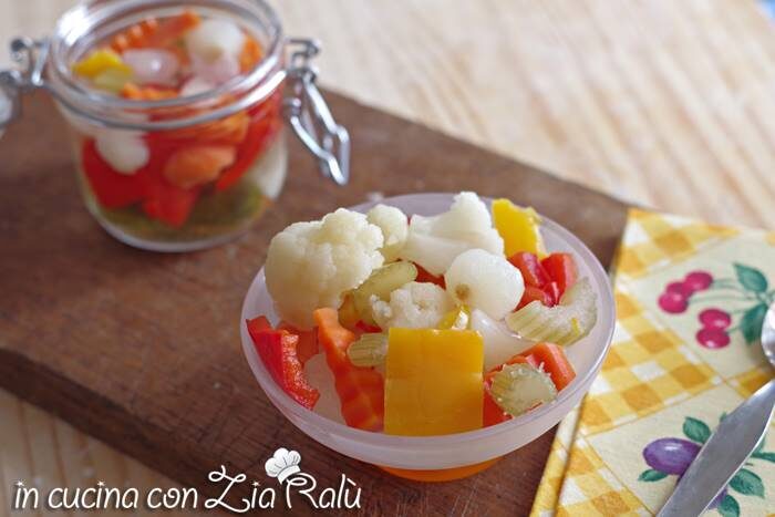 Giardiniera sotto aceto – conserva salata