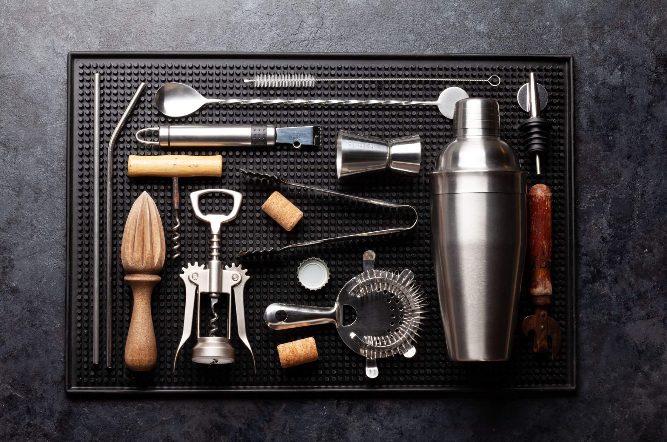 Gli accessori da cocktail per barman o semplici appassionati