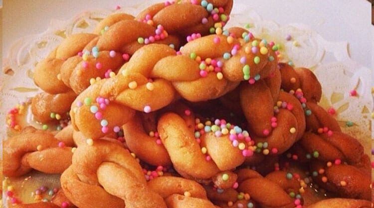 Gli acciuleddi un dolce tipico sardo per il carnevale