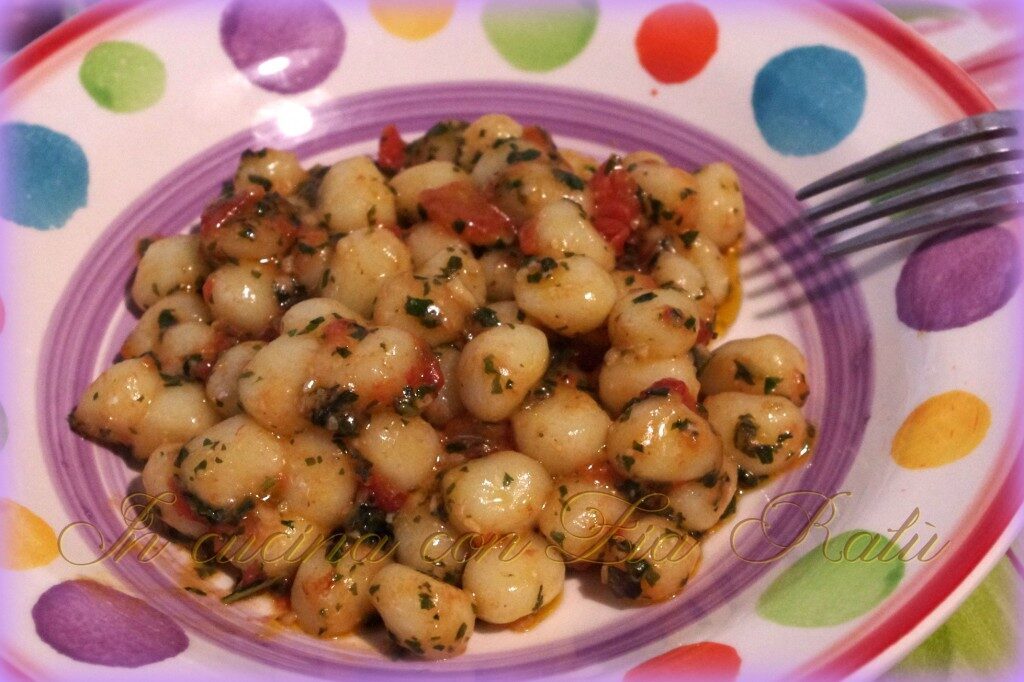 Gnocchetti pesto e pomodoro…