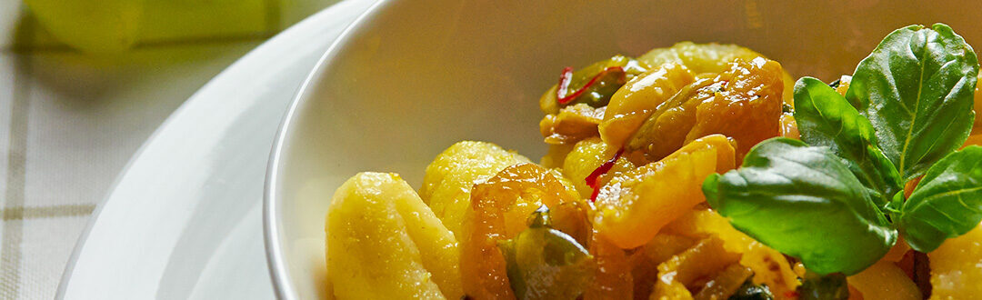 Gnocchi con uva e zafferano