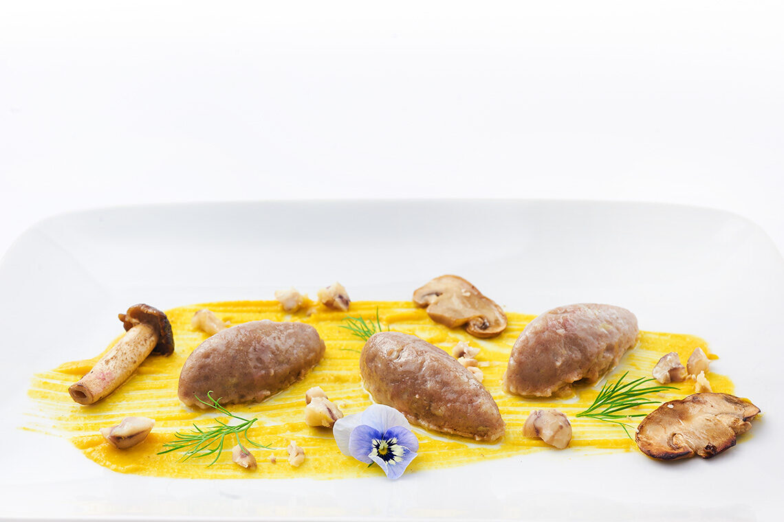 Gnocchi di castagne con salsa all’anice stellato