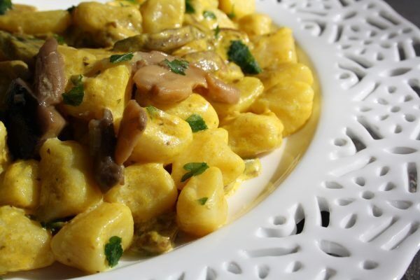 GNOCCHI DI PATATE AI FUNGHI PORCINI