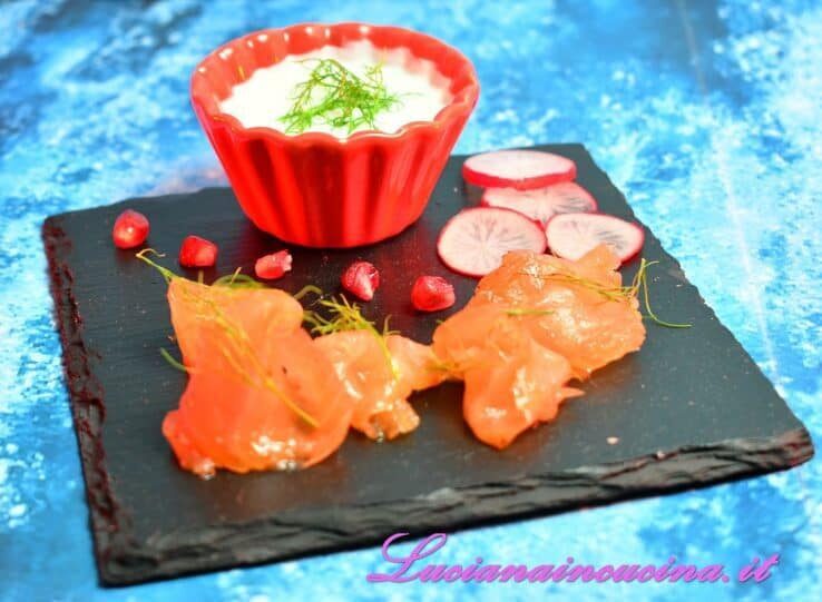 Gravlax di salmone marinato alla svedese