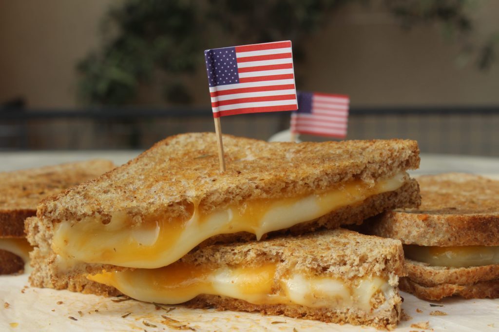 Grilled cheese sandwich: i toast americani al formaggio