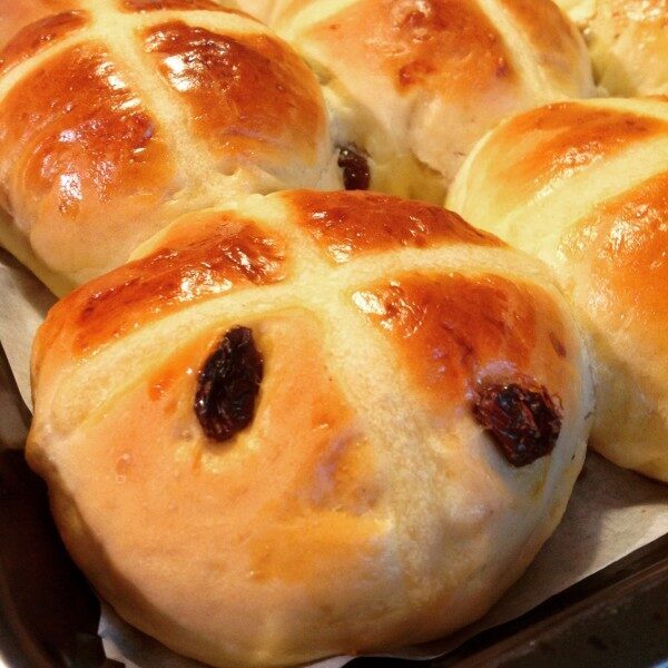 Hot cross buns