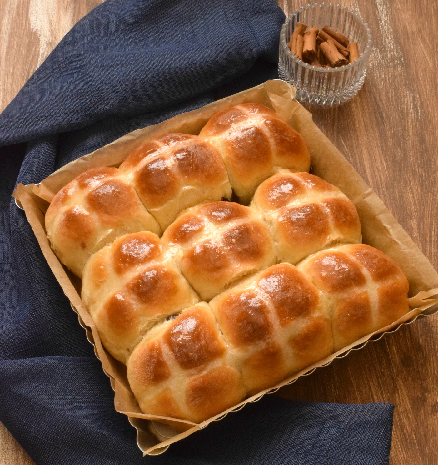 Hot cross buns