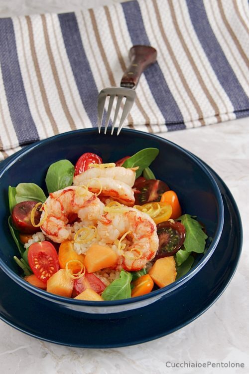 Insalata di bulgur, melone e gamberoni per il club del 27