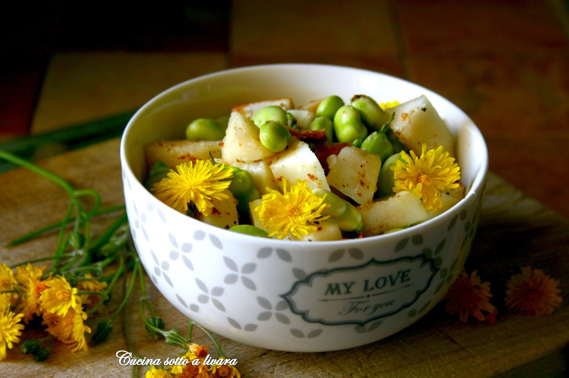 Insalata di fave , pere e tarassaco
