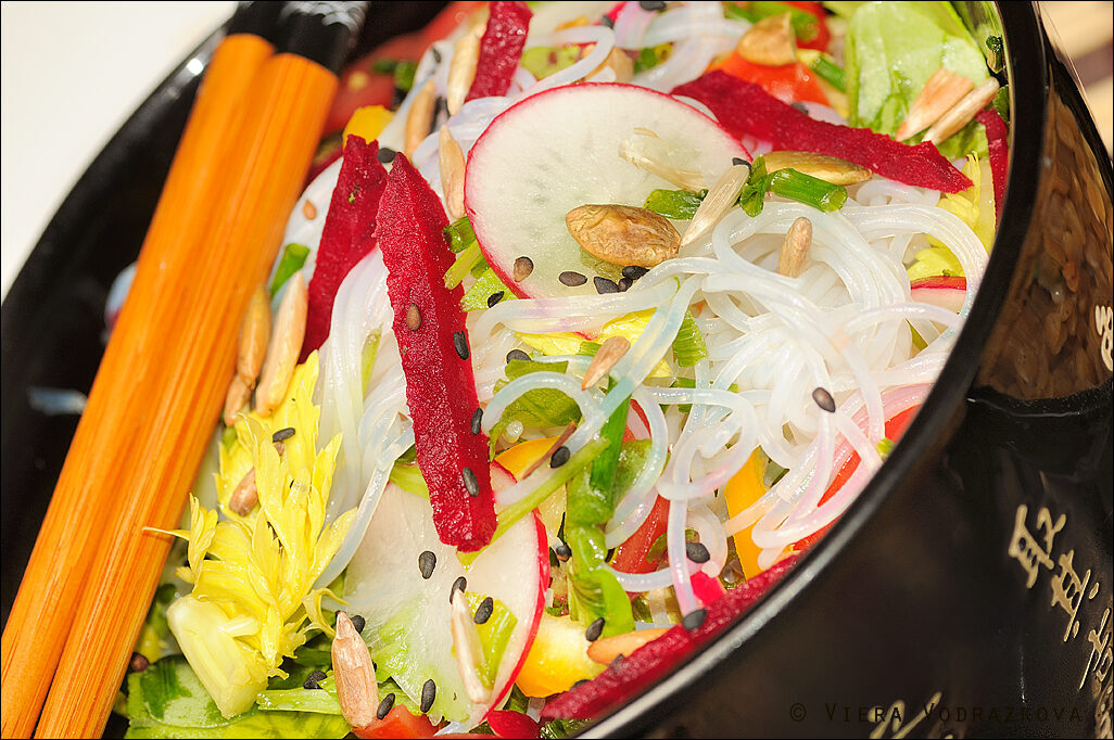 Insalata di noodles glass