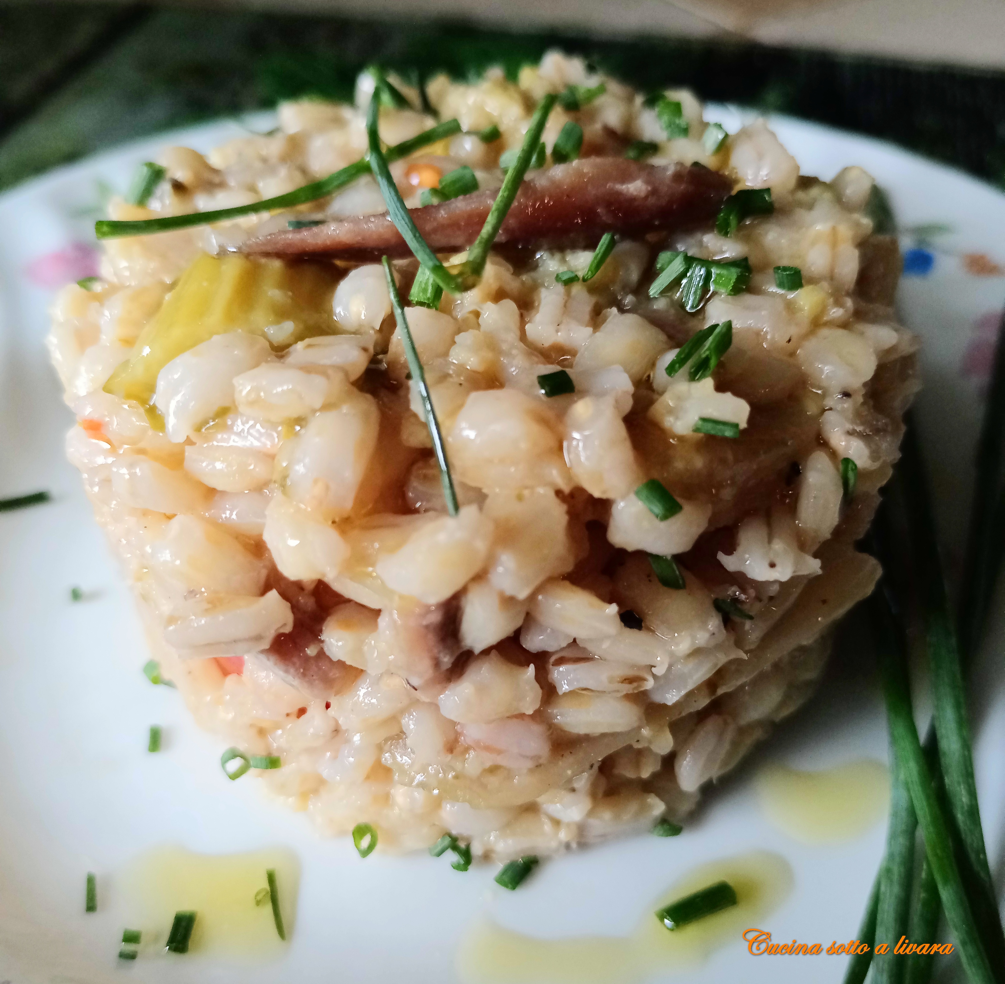 Insalata di orzo e cavolfiore