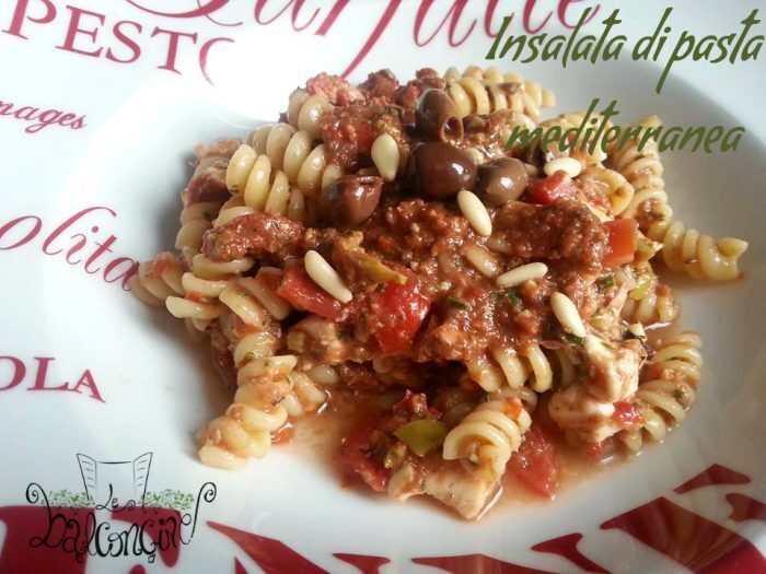 Insalata di pasta mediterranea
