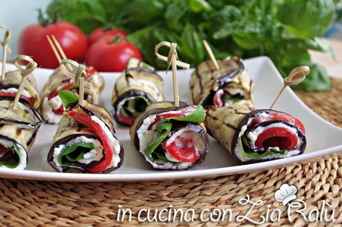 Involtini di melanzane mediterranei